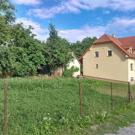 Pod Kalváriou - Rodinný Dom